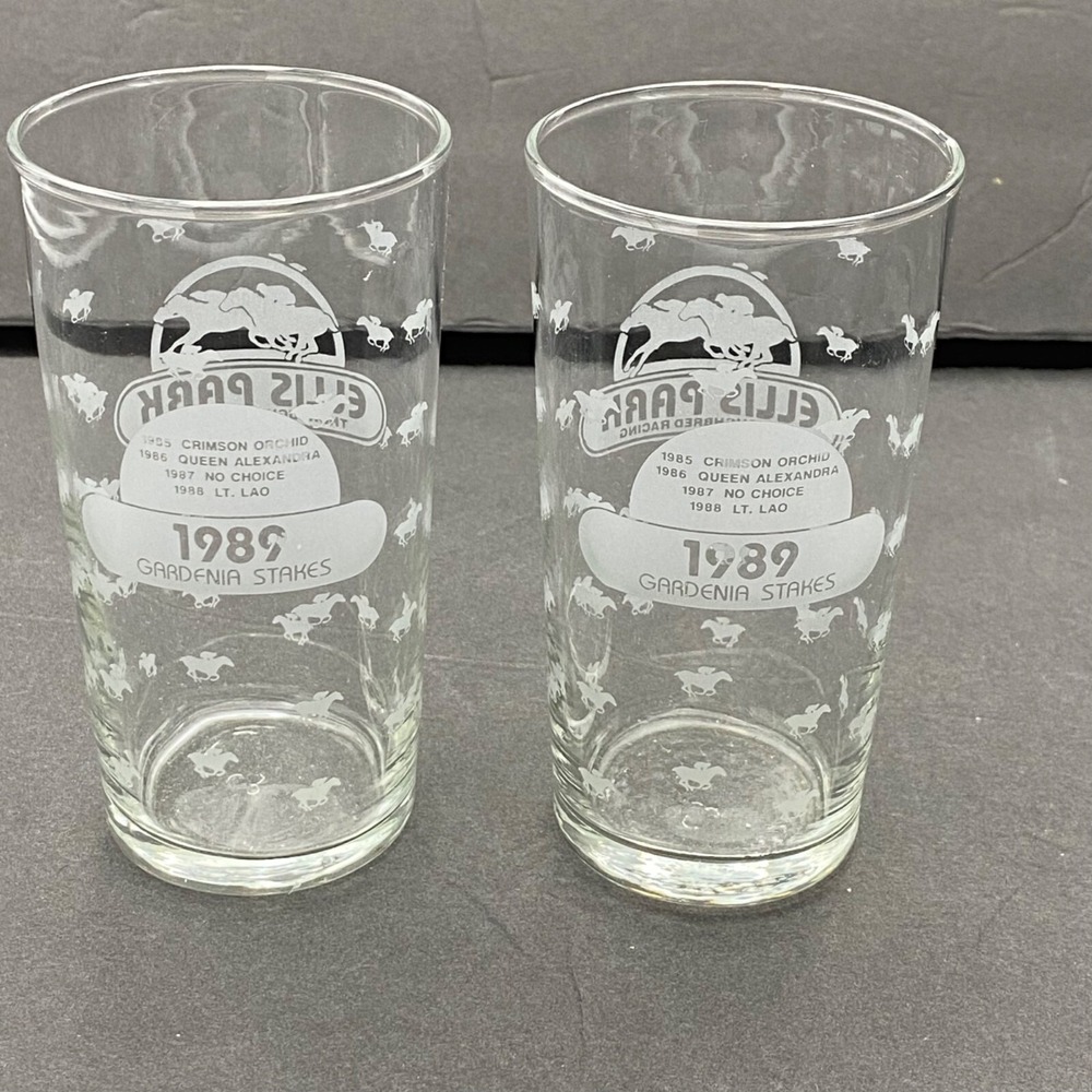 Vintage 1989 Ellis Park Gardenia Stakes Thoroughbred Racing Glasses Set of‎ 2